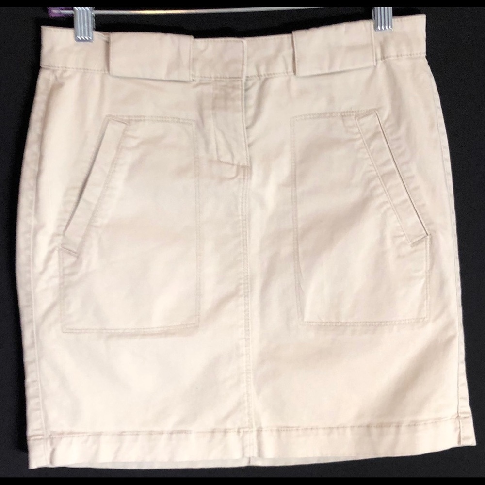 NWOT G.H. Bass & Co. Khaki Mini Skirt Size 2 - Picture 1 of 7
